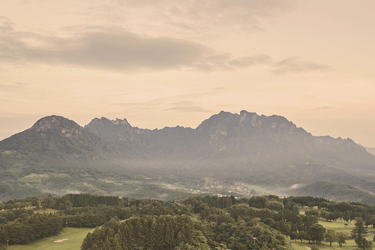 妙義山